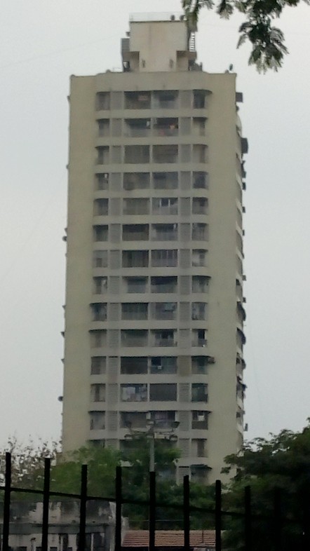Main - Om Residency, Parel